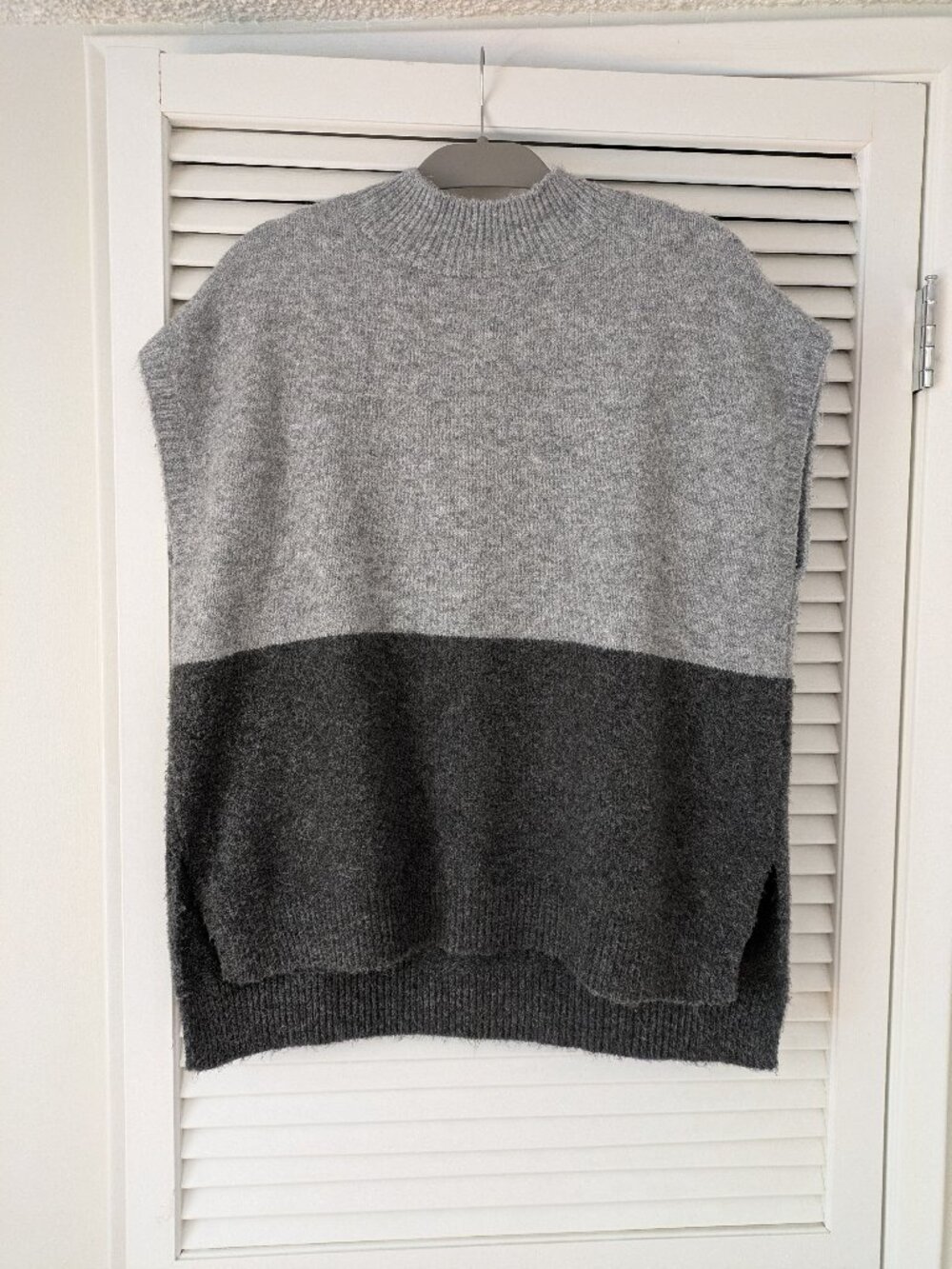 Soya Concept gray colorblocked sweater vest, Size S/M/L